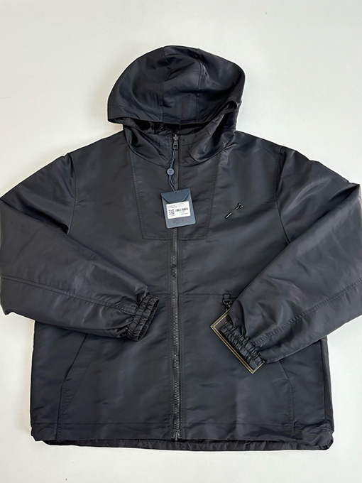 ルイヴィトンスーパーコピー Monogram ナイロンリバーシブル防風ジャケット