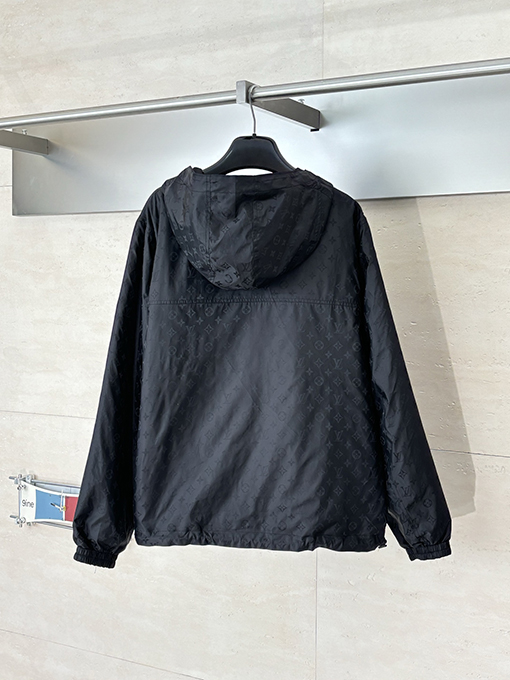 ルイヴィトンスーパーコピー Monogram ナイロンリバーシブル防風ジャケット