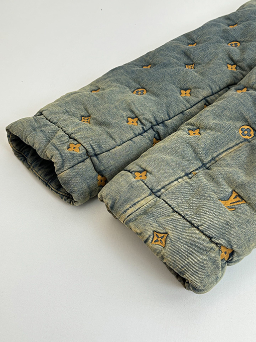 ルイヴィトン ファレルウィリアムスとの共同ブランドフル刺繍のダメージデニムジャケット