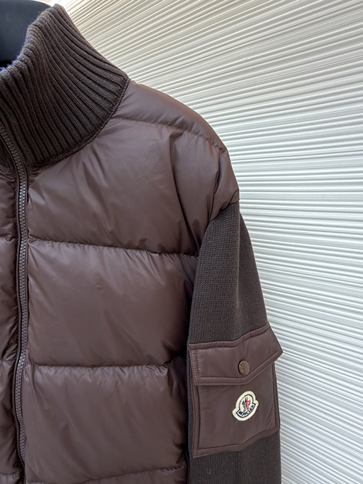 モンクレール ウールとダウンのパッチワークジップアップカーディガン