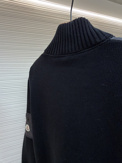 モンクレール ウールとダウンのパッチワークジップアップカーディガン