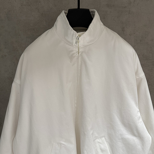 バレンシアガスーパーコピー Balenciaga パファージャケットスタイルのダウンジャケット