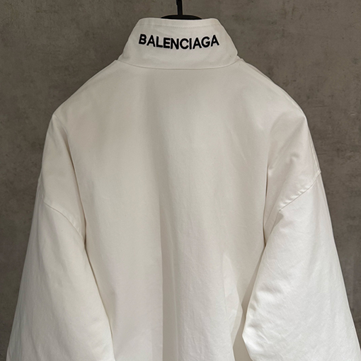 バレンシアガスーパーコピー Balenciaga パファージャケットスタイルのダウンジャケット