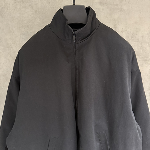 バレンシアガスーパーコピー Balenciaga パファージャケットスタイルのダウンジャケット