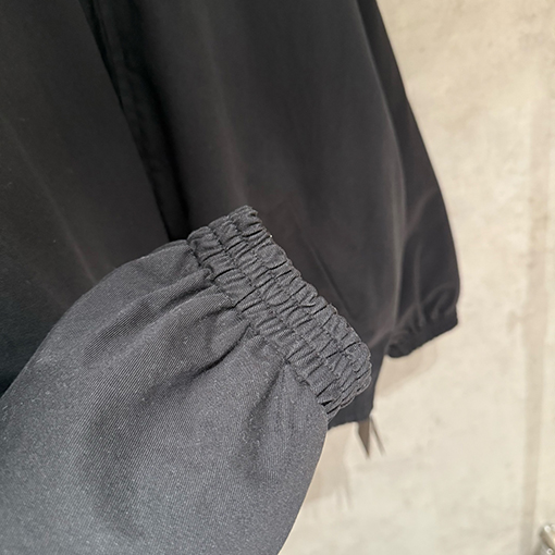 バレンシアガスーパーコピー Balenciaga パファージャケットスタイルのダウンジャケット