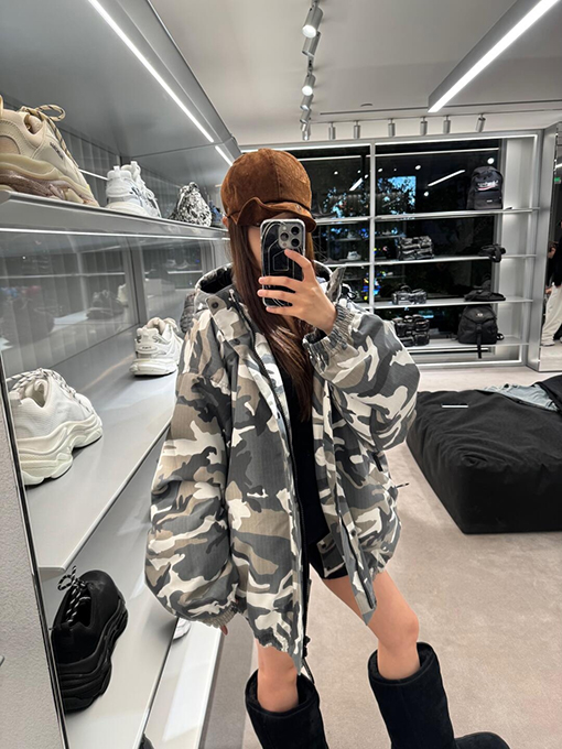 バレンシアガ Balenciaga カモフラージュスキーシリーズフライトジャケット