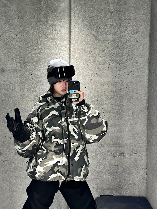 バレンシアガ Balenciaga カモフラージュスキーシリーズフライトジャケット