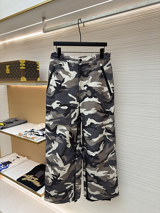 バレンシアガ Balenciaga カモフラージュスキーシリーズスキーパンツ