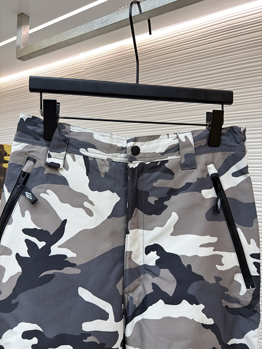 バレンシアガ Balenciaga カモフラージュスキーシリーズスキーパンツ