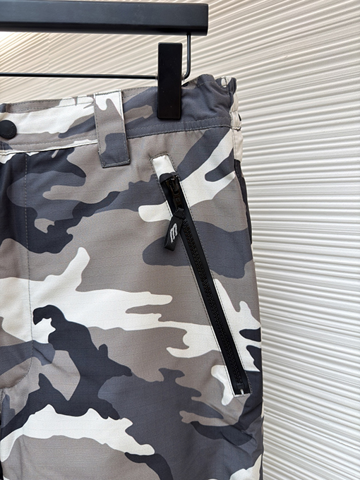 バレンシアガ Balenciaga カモフラージュスキーシリーズスキーパンツ