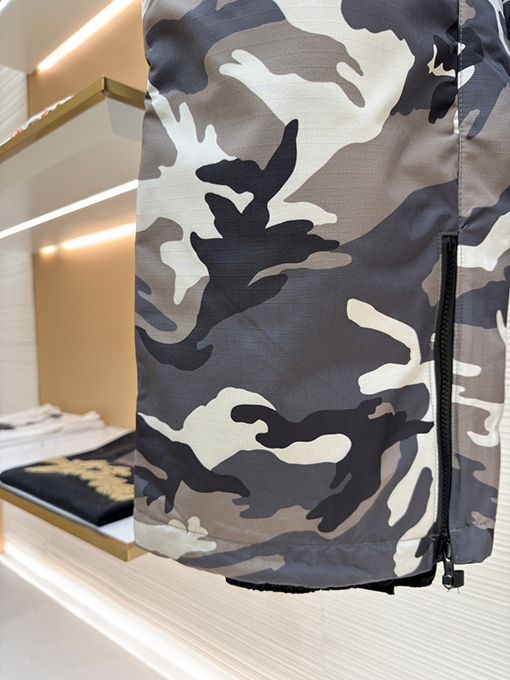 バレンシアガ Balenciaga カモフラージュスキーシリーズスキーパンツ