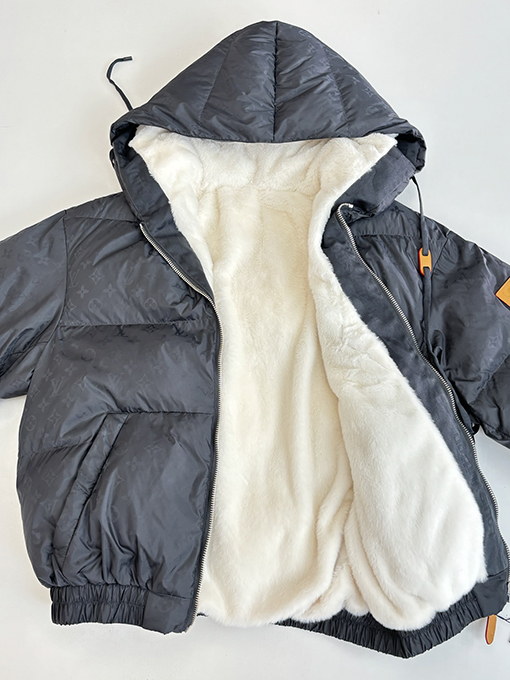 ルイヴィトン スキーシリーズ オールオーバージャカードラムウールフード付きコットンジャケット