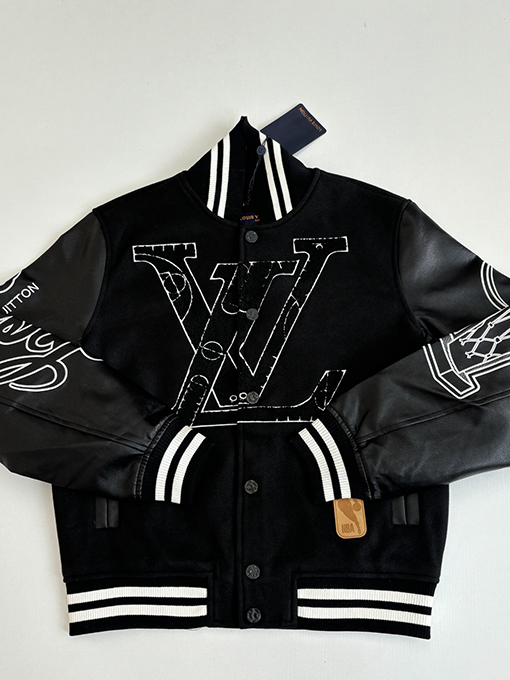 ルイヴィトン NBAコラボレーション テリークロス 刺繍 ブラック パッチワーク ベースボールジャケット