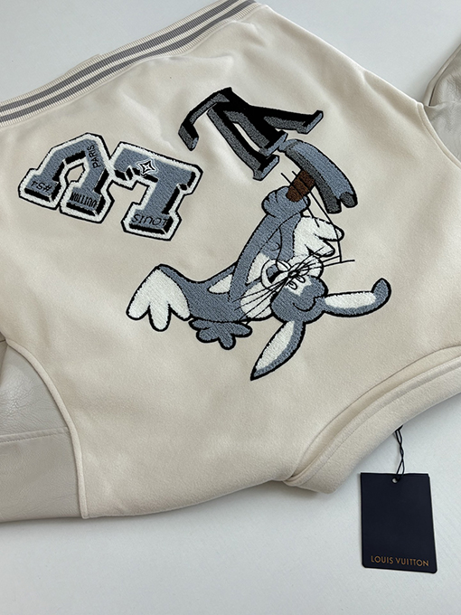 ルイヴィトンコピー バッグスバニーの刺繍りタオルウールベースボールジャケット