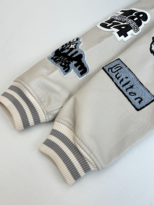 ルイヴィトンコピー バッグスバニーの刺繍りタオルウールベースボールジャケット