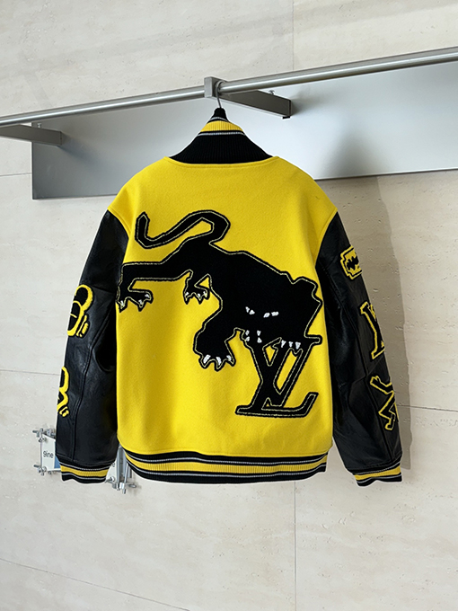 ルイヴィトン ブラックパンサーのモノグラム入りベースボールジャケット
