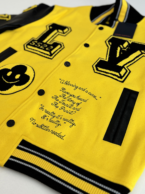 ルイヴィトン ブラックパンサーのモノグラム入りベースボールジャケット