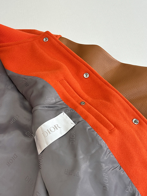 ディオール Tears コラボレーションのヘビーデューティー刺繍ビーズアップリケ刺繍ウール＆レザーベースボールジャケット