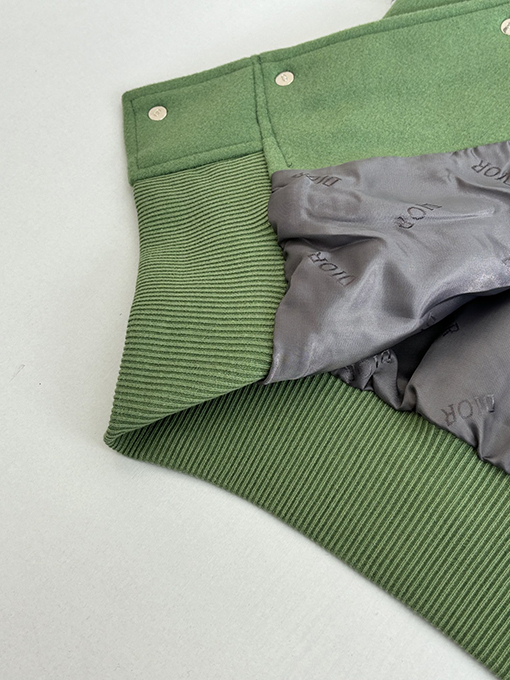 ディオール Tears コラボレーションのヘビーデューティー刺繍ビーズアップリケ刺繍ウール＆レザーベースボールジャケット