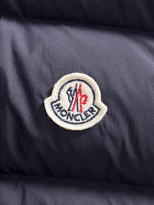 モンクレール クラシックベストダウンジャケット