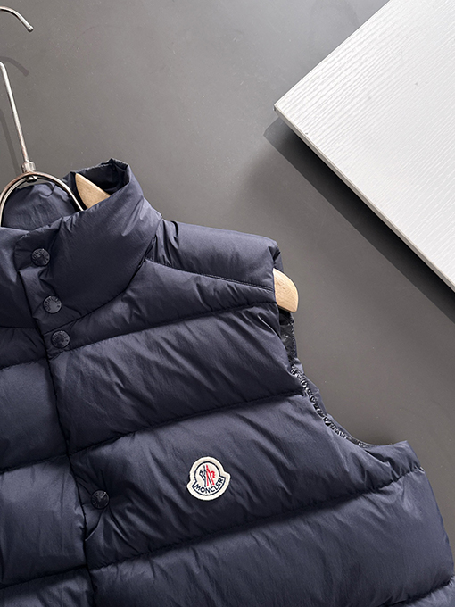 モンクレール クラシックベストダウンジャケット