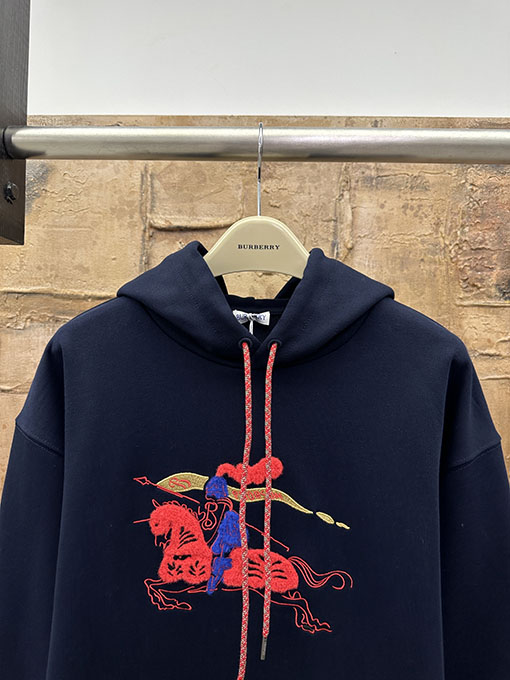 バーバリースーパーコピー 乗馬をテーマにした厚のフード付きスウェットシャツ
