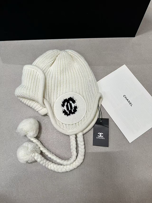 シャネル フレンチスタイルのエレガントでファッショナブルなニット帽