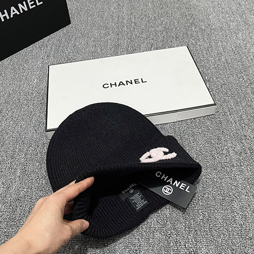 シャネルスーパーコピー 新モデル人気のニットビーニー