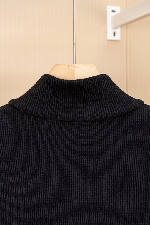 モンクレール Moncler ウールスリーブスタンドカラーニットダウンジャケット