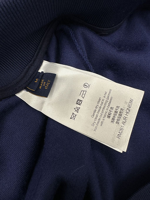 ルイヴィトンスーパーコピー レザーロゴコーデュロイパンツ