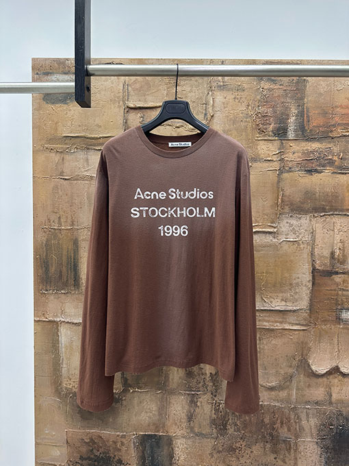 アクネストゥディオズ Acne Studios 1996 胸元にクラシックなロゴしらった長袖シャツ