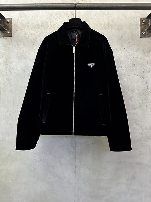 プラダスーパーコピー トライアングルロゴベルベットジャケット