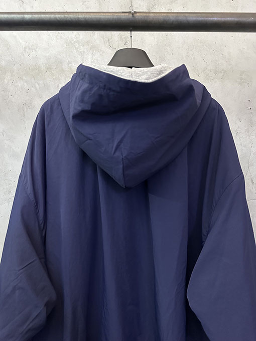 バレンシアガ グレーブルーのリバーシブル長袖ジップアップジャケット