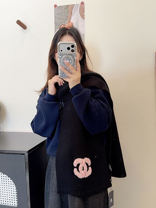 シャネルスーパーコピー 新しい刺繍入りカシミアニットスカーフ