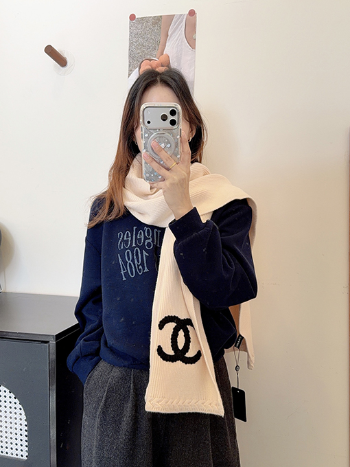 シャネルスーパーコピー 新しい刺繍入りカシミアニットスカーフ
