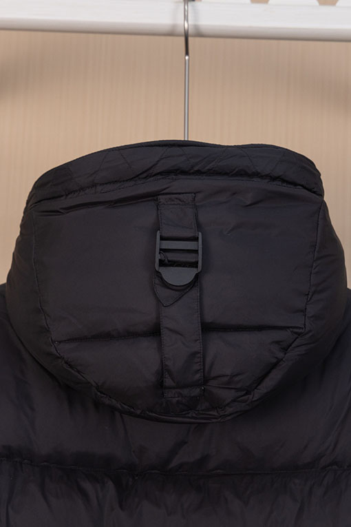 バーバリーコピー 取り外し可能な袖付きフード付きダウンジャケット