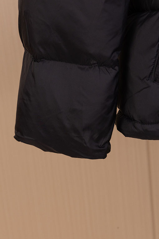 バーバリーコピー 取り外し可能な袖付きフード付きダウンジャケット