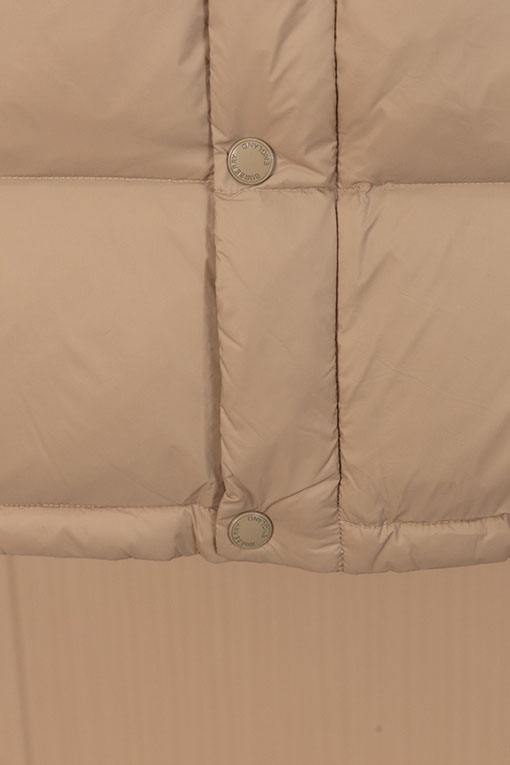 バーバリーコピー 取り外し可能な袖付きフード付きダウンジャケット