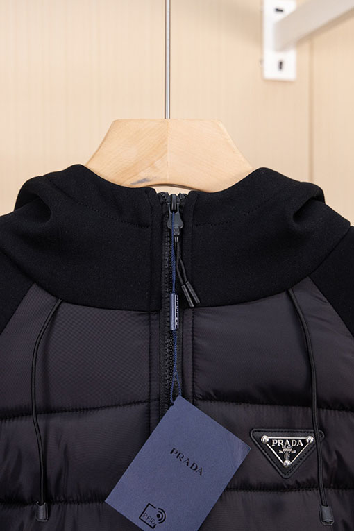 プラダスーパーコピー 新しいフード付きコットンジャケット