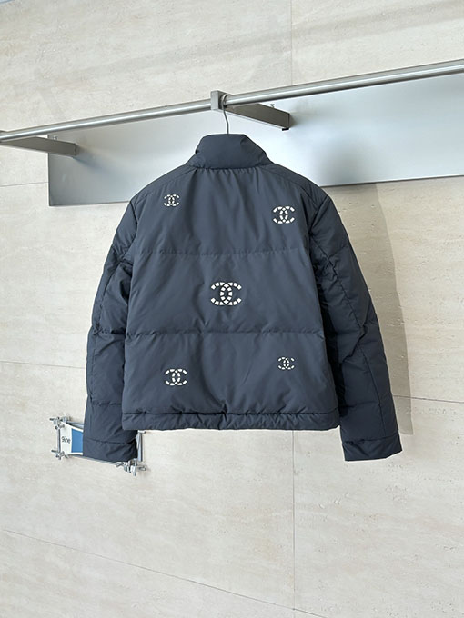 シャネル レディースダブルC中空アウトシームシールショートダウンジャケット