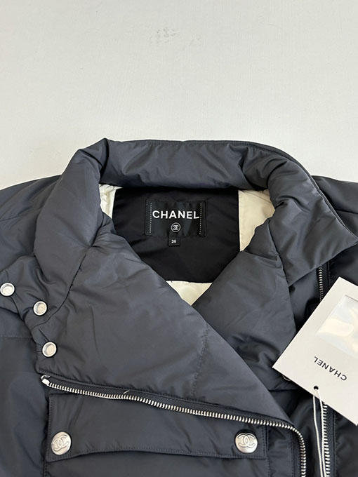 シャネル レディースダブルC中空アウトシームシールショートダウンジャケット