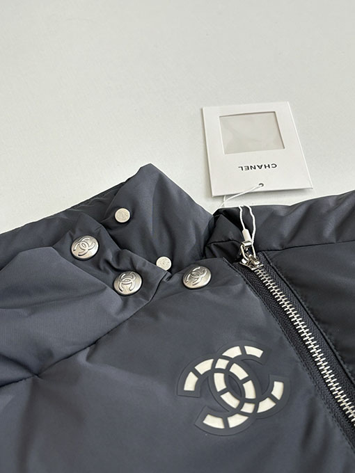 シャネル レディースダブルC中空アウトシームシールショートダウンジャケット