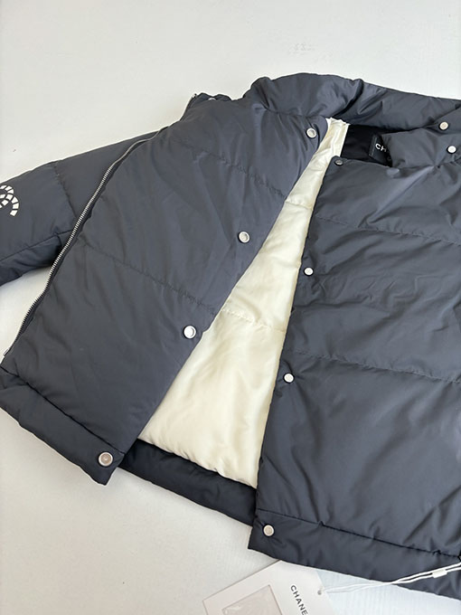 シャネル レディースダブルC中空アウトシームシールショートダウンジャケット