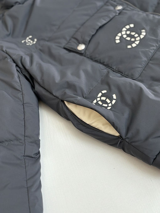 シャネル レディースダブルC中空アウトシームシールショートダウンジャケット