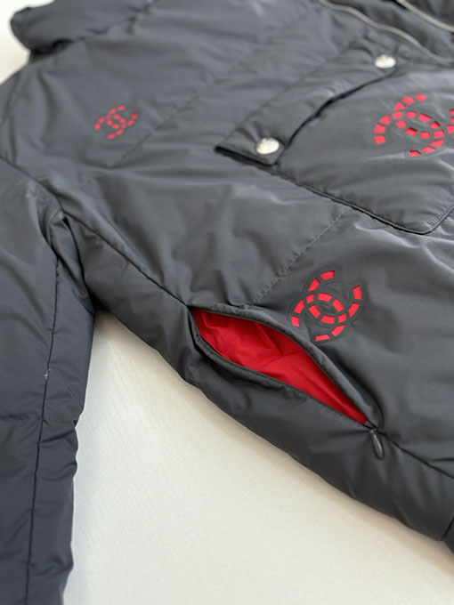 シャネル レディースダブルC中空アウトシームシールショートダウンジャケット