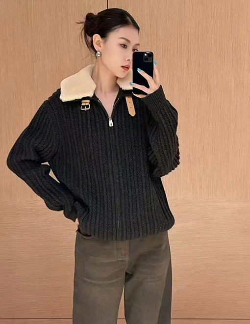 ルイヴィトンコピー ファーカラーニットカーディガン