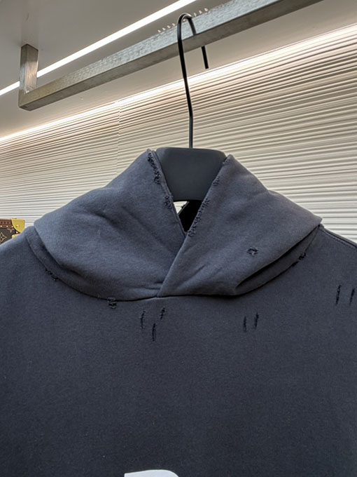 バレンシアガ Balenciaga フード付きレタープリントオーバーサイズパーカー