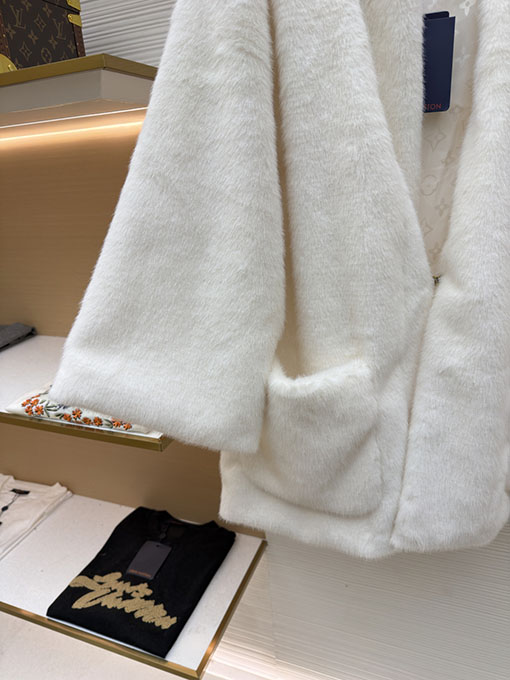 ルイヴィトンコピー Nigo コラボミンクファーVネックファーコート