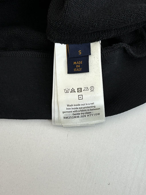 ルイヴィトンスーパーコピー カンガルーポケットビーズフード付きスウェットシャツ