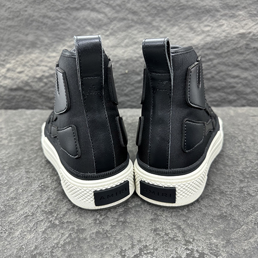 アミリ STARS COURT HIGH セレブリティコート ハイトップスニーカー